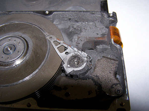 I think the drive is dead